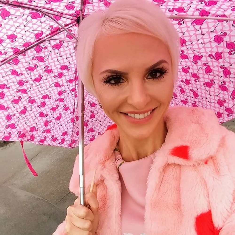 Meet your Posher, Inna